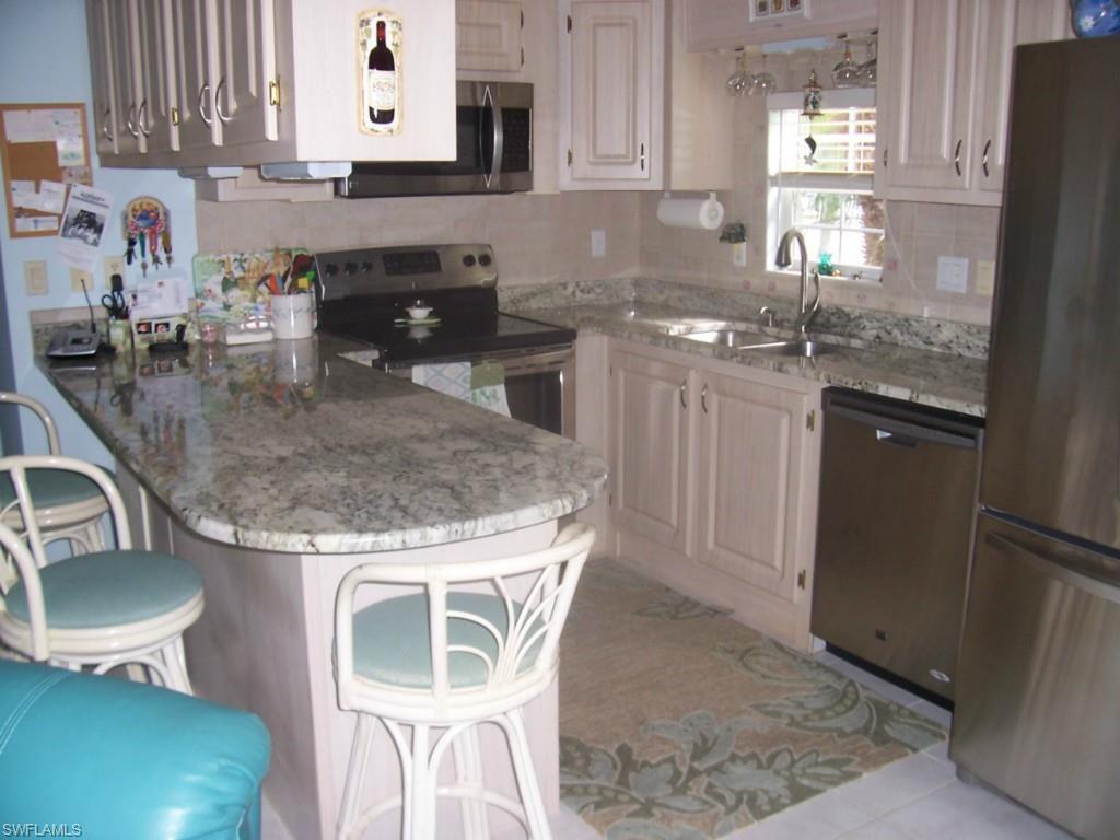 SILVER LAKES - Residential