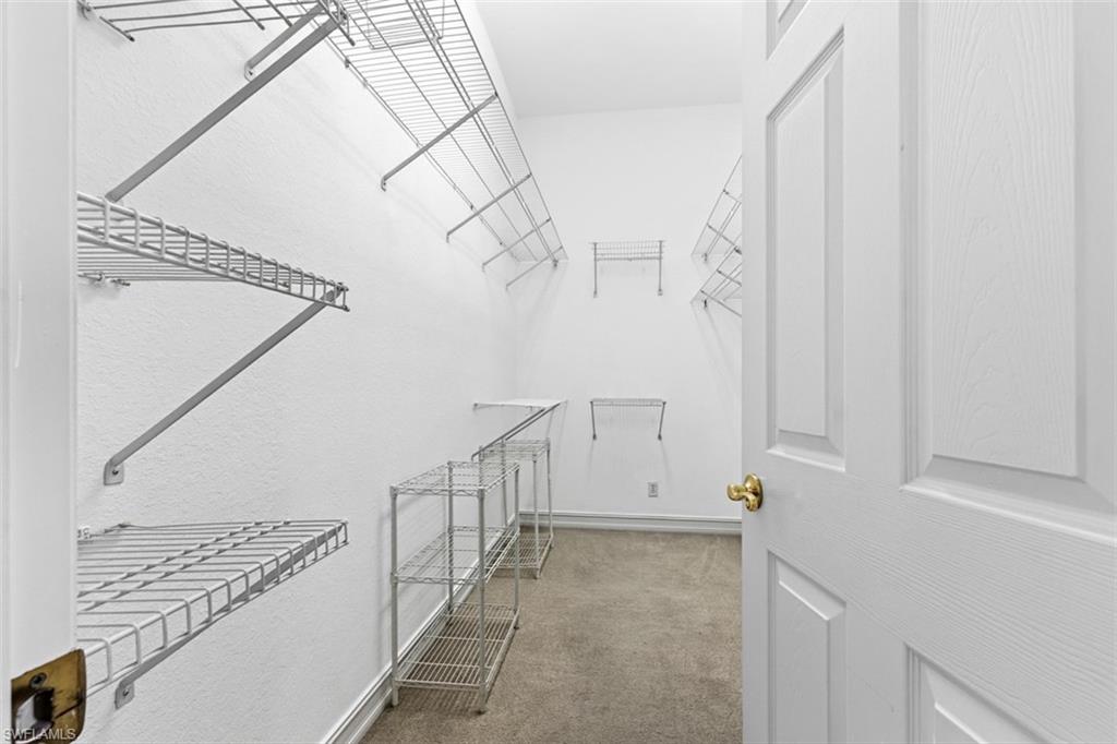 CASA DEL VIDA - Residential Lease