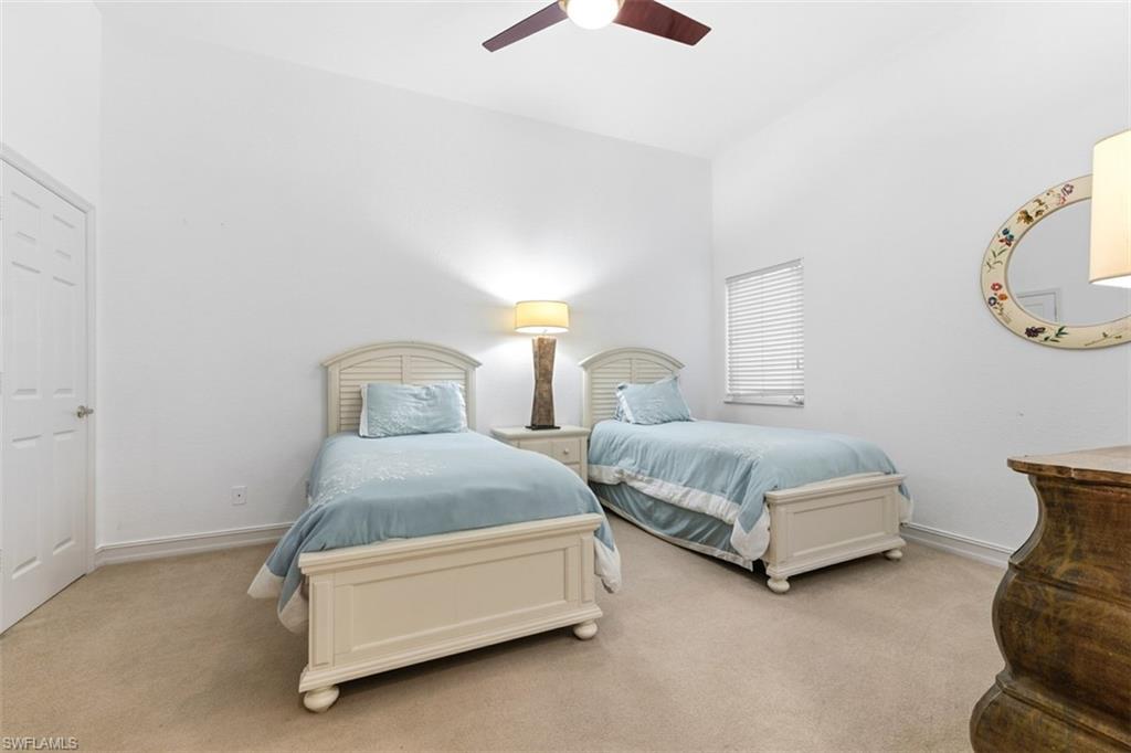 CASA DEL VIDA - Residential Lease