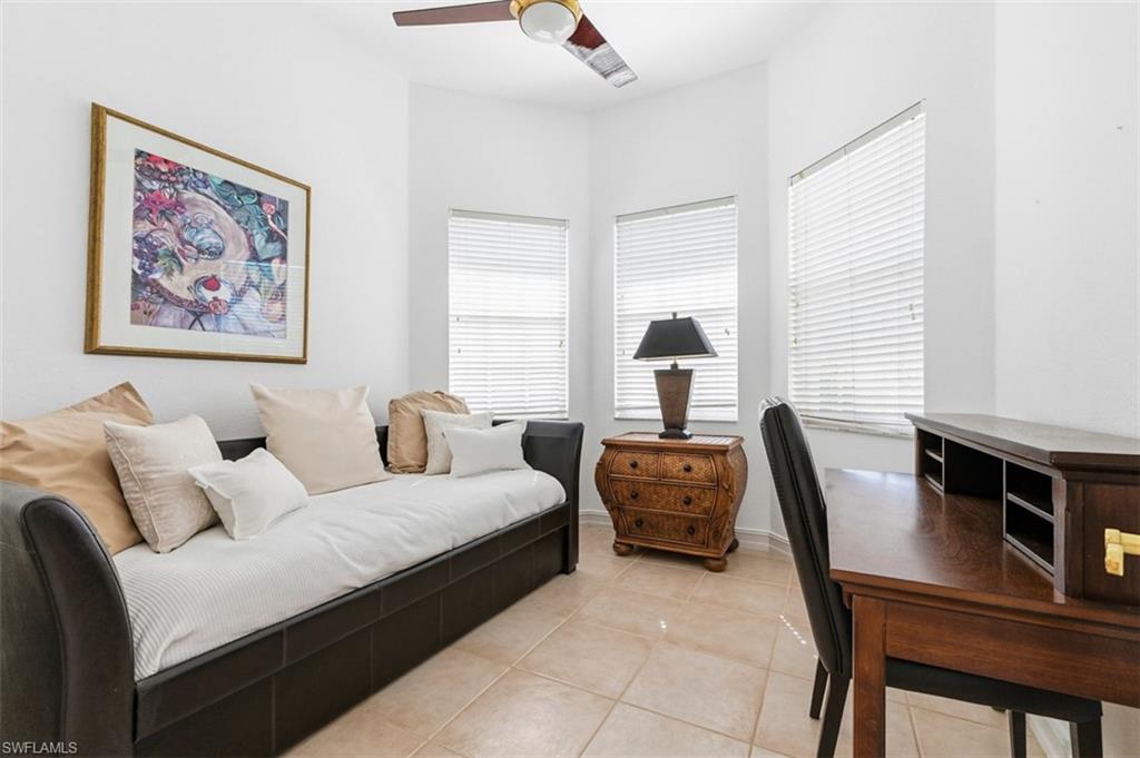 CASA DEL VIDA - Residential Lease