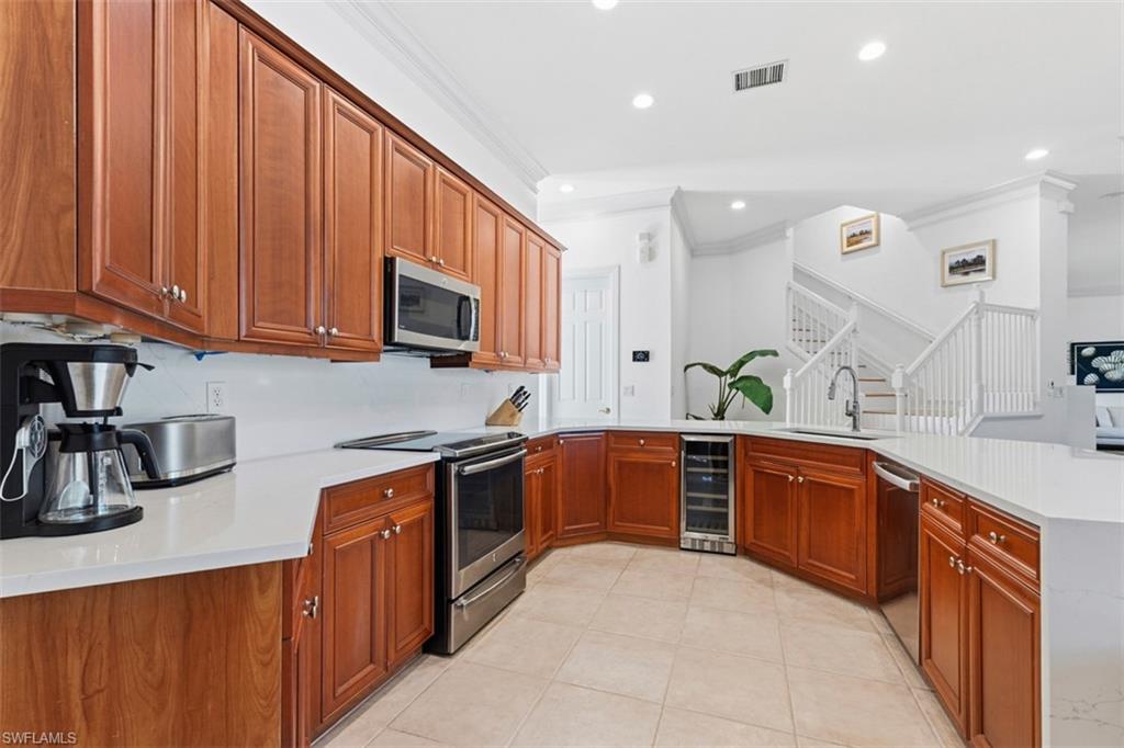 CASA DEL VIDA - Residential Lease
