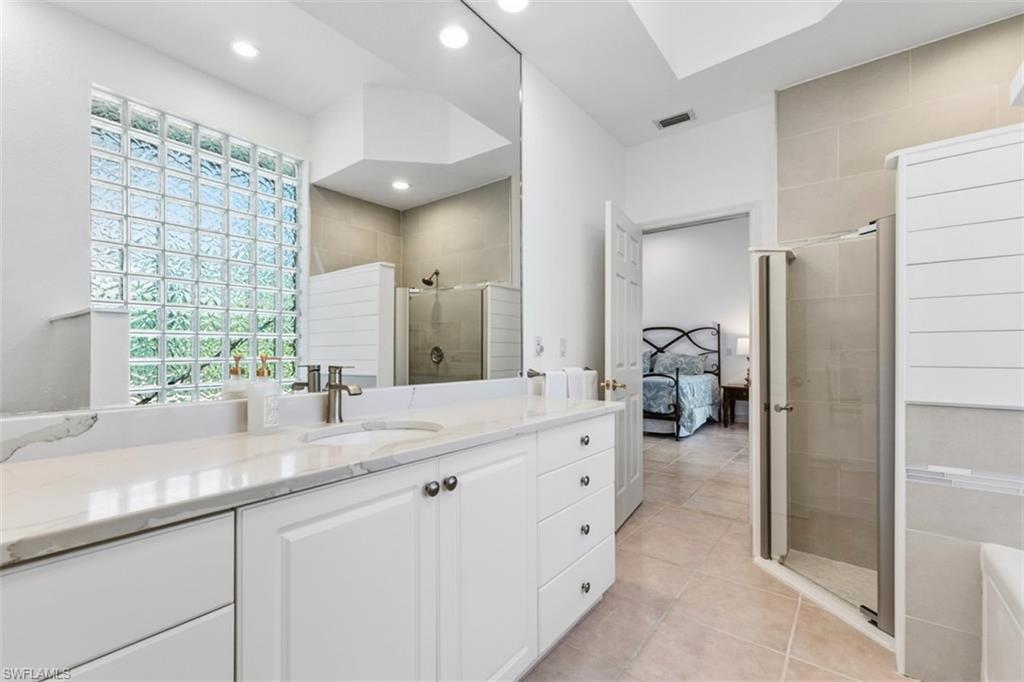 CASA DEL VIDA - Residential Lease