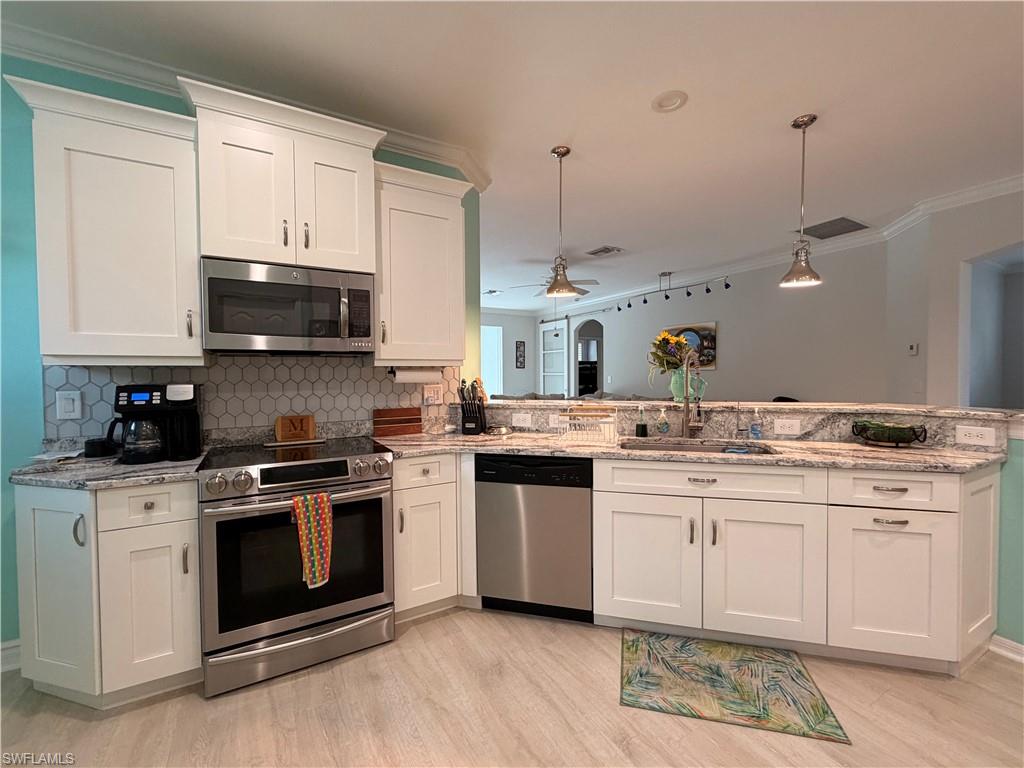 PRESERVE AT CORKSCREW - Residential Lease