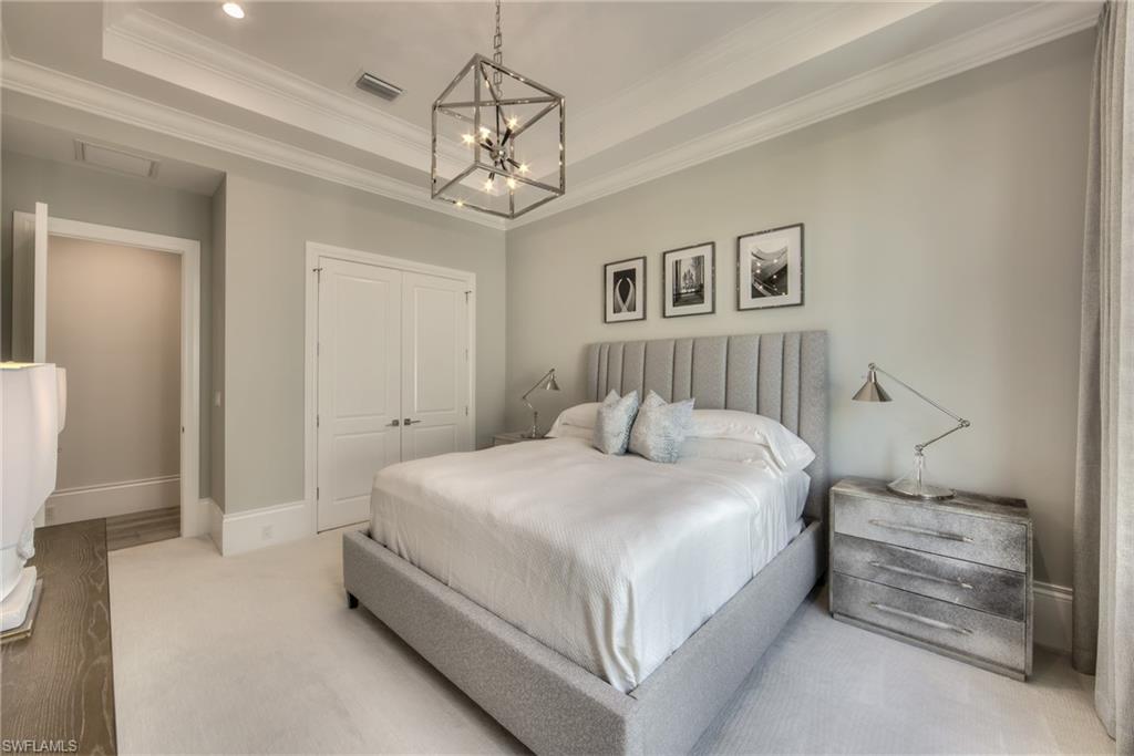 QUAIL WEST - Residential