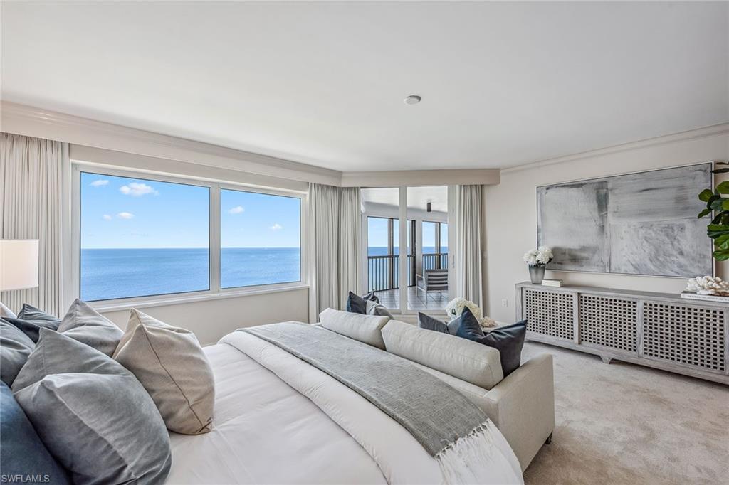 CARLYSLE AT BAY COLONY - Residential