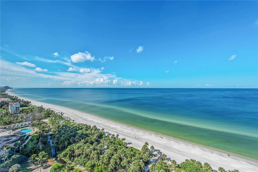 CARLYSLE AT BAY COLONY - Residential