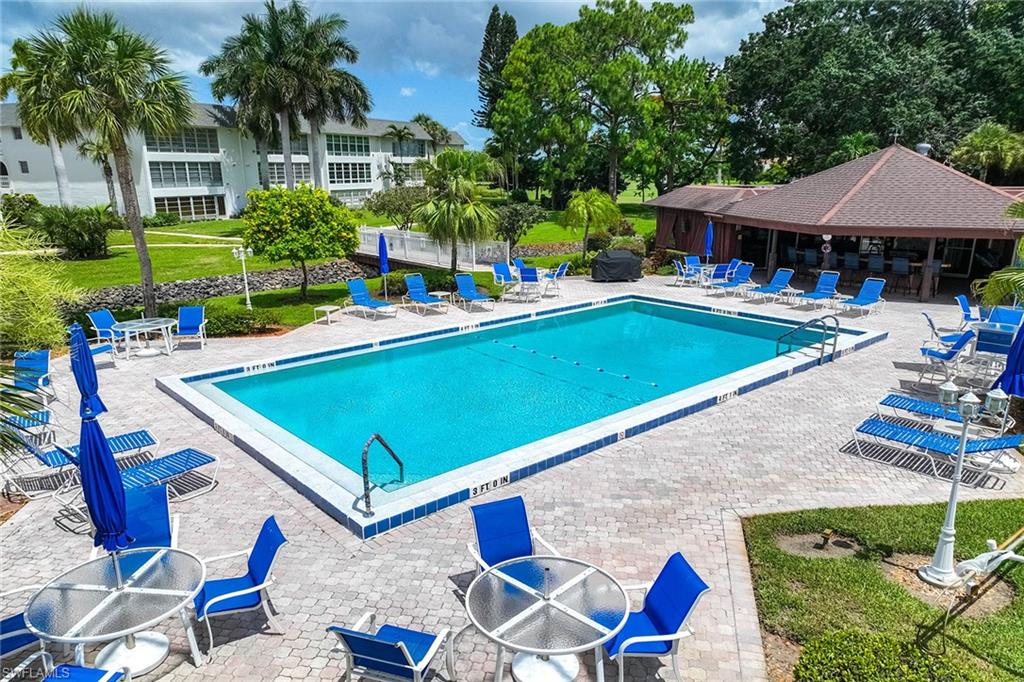 VISTA PALMS - Residential Lease