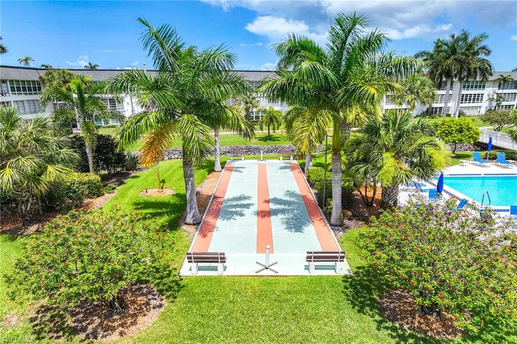 VISTA PALMS - Residential Lease