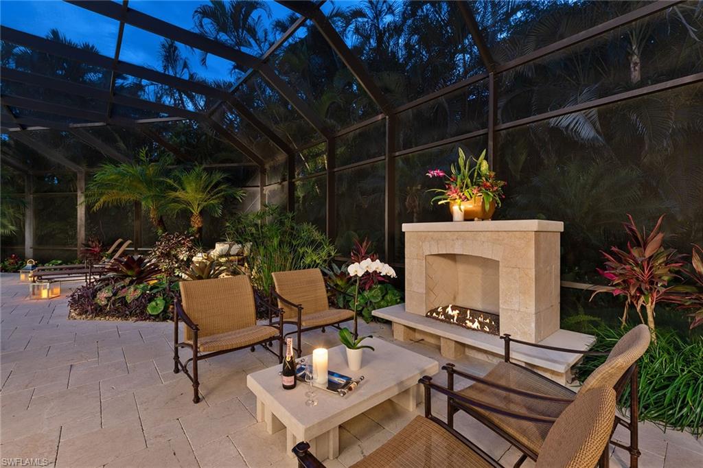 PELICAN BAY WOODS - Residential
