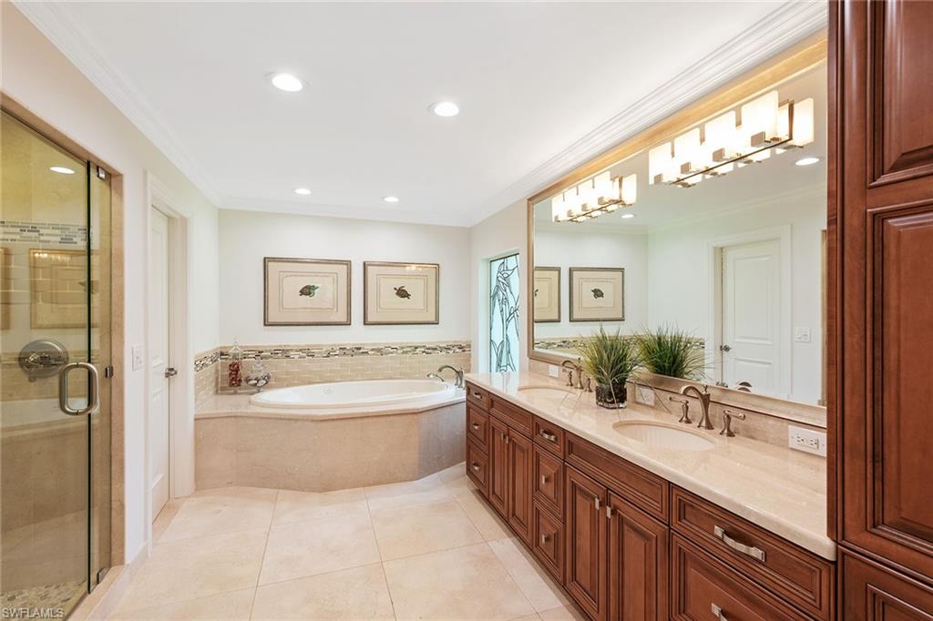 PELICAN BAY WOODS - Residential
