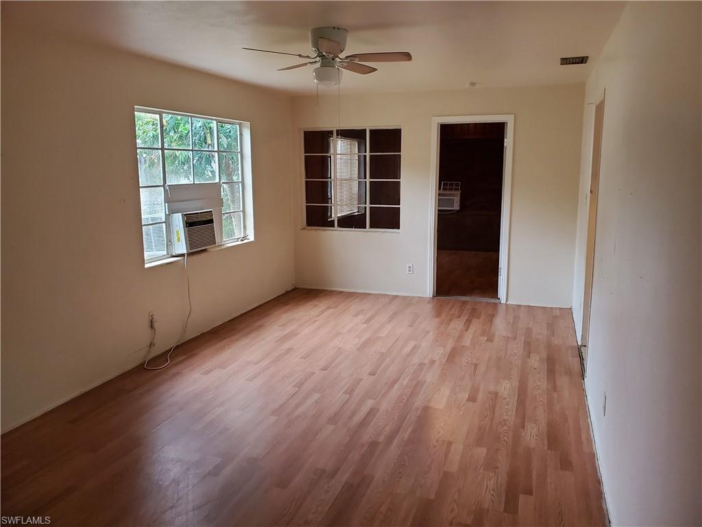 LOVEJOY PARK - Residential