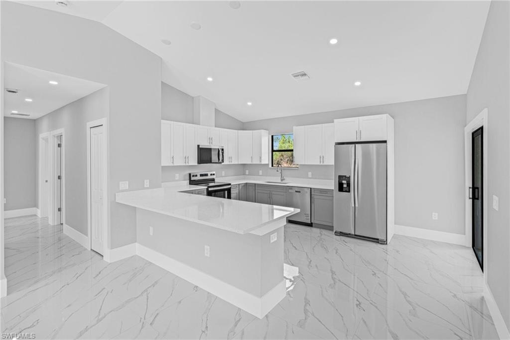 LEHIGH ACRES - Residential Lease