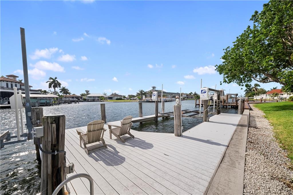 MARCO BEACH - Residential