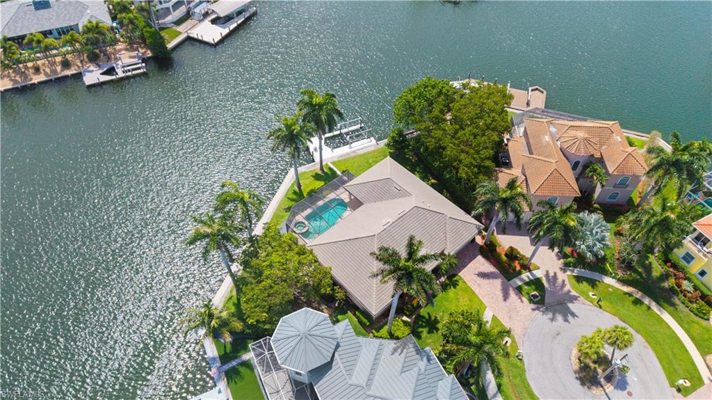 MARCO BEACH - Residential