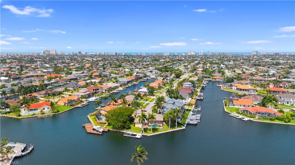 MARCO BEACH - Residential