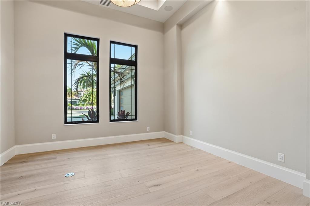 QUAIL WEST - Residential