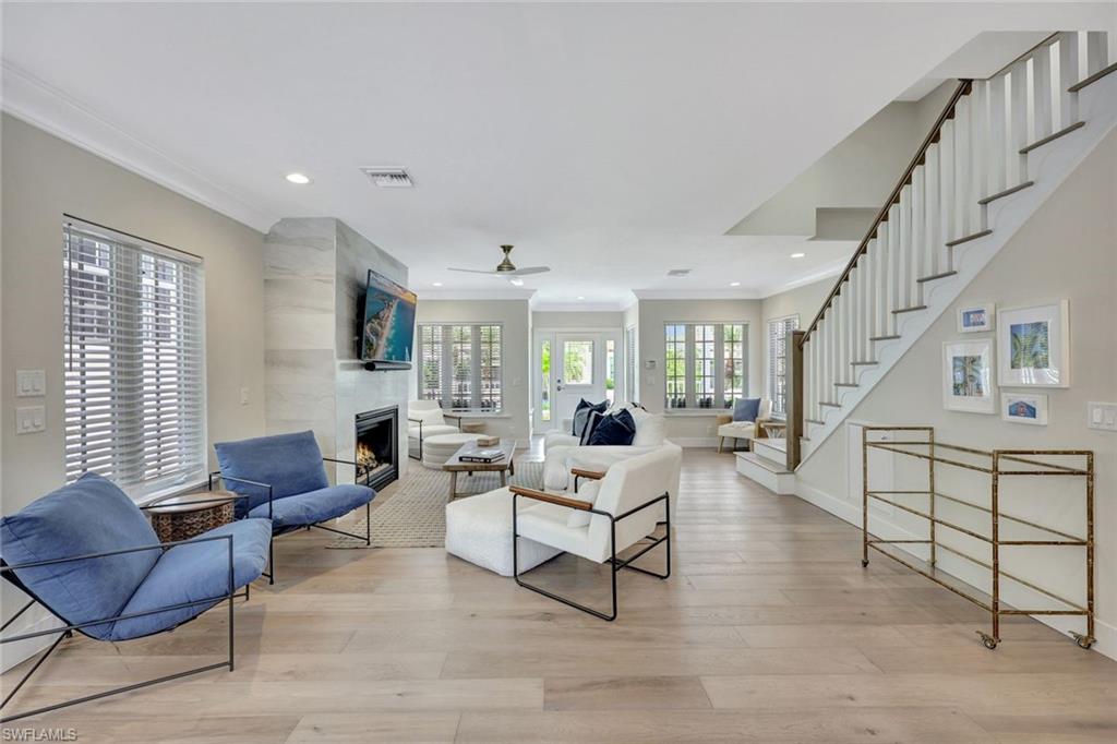 ROYAL HARBOR - Residential