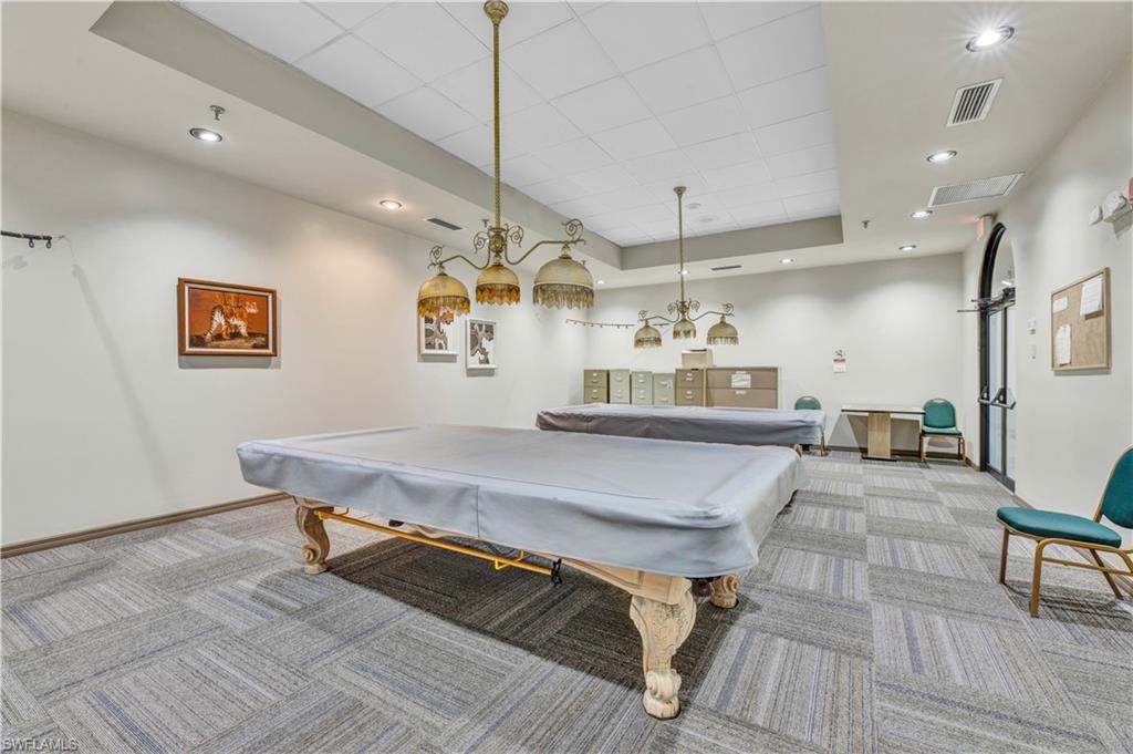 SABAL SPRINGS GOLF AND RACQUET CLUB - Residential