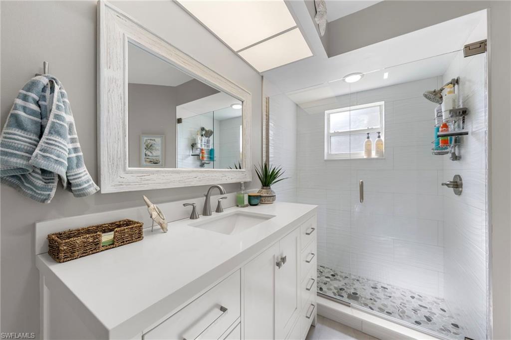 SABAL SPRINGS GOLF AND RACQUET CLUB - Residential