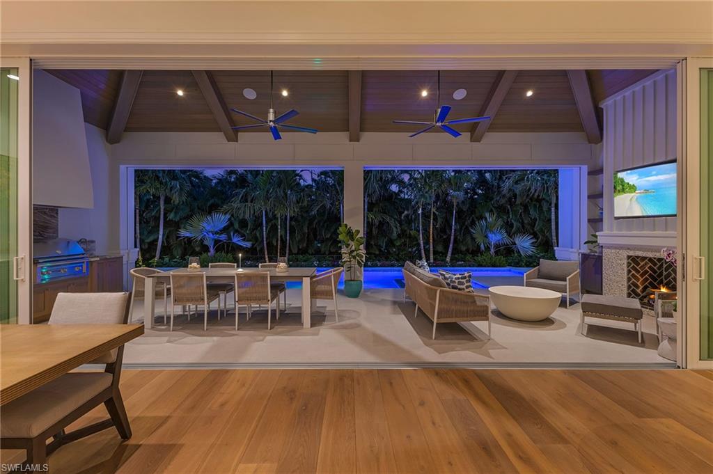 PARK SHORE - Residential