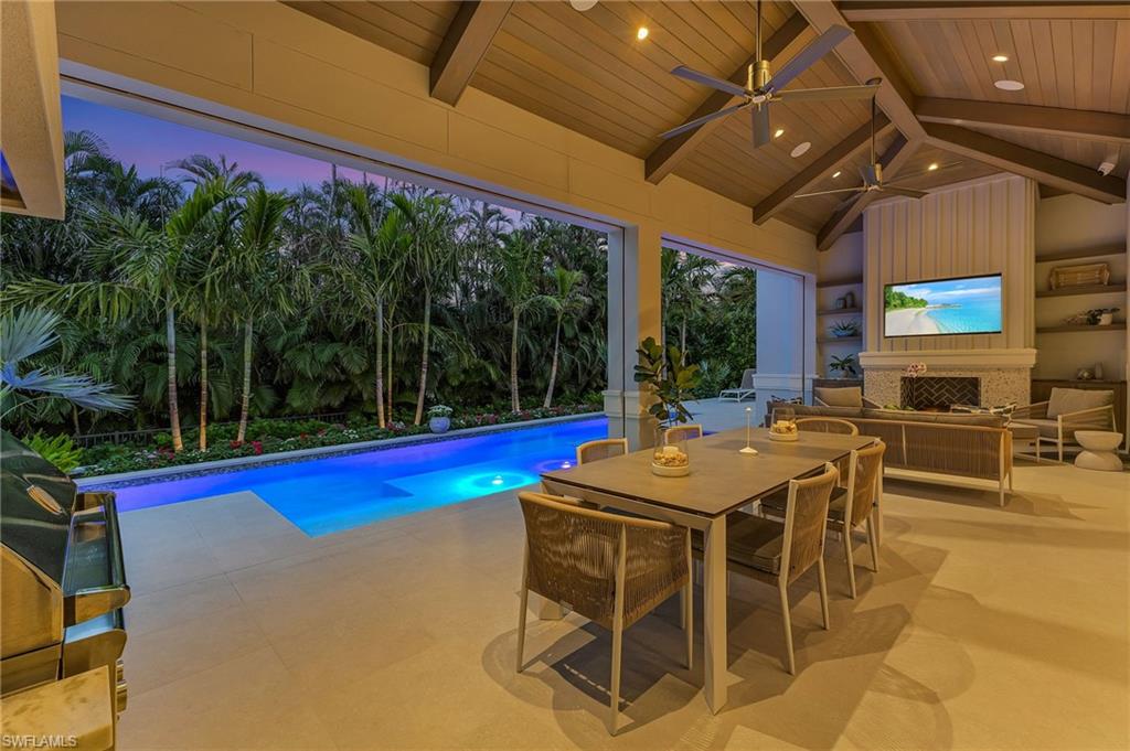 PARK SHORE - Residential