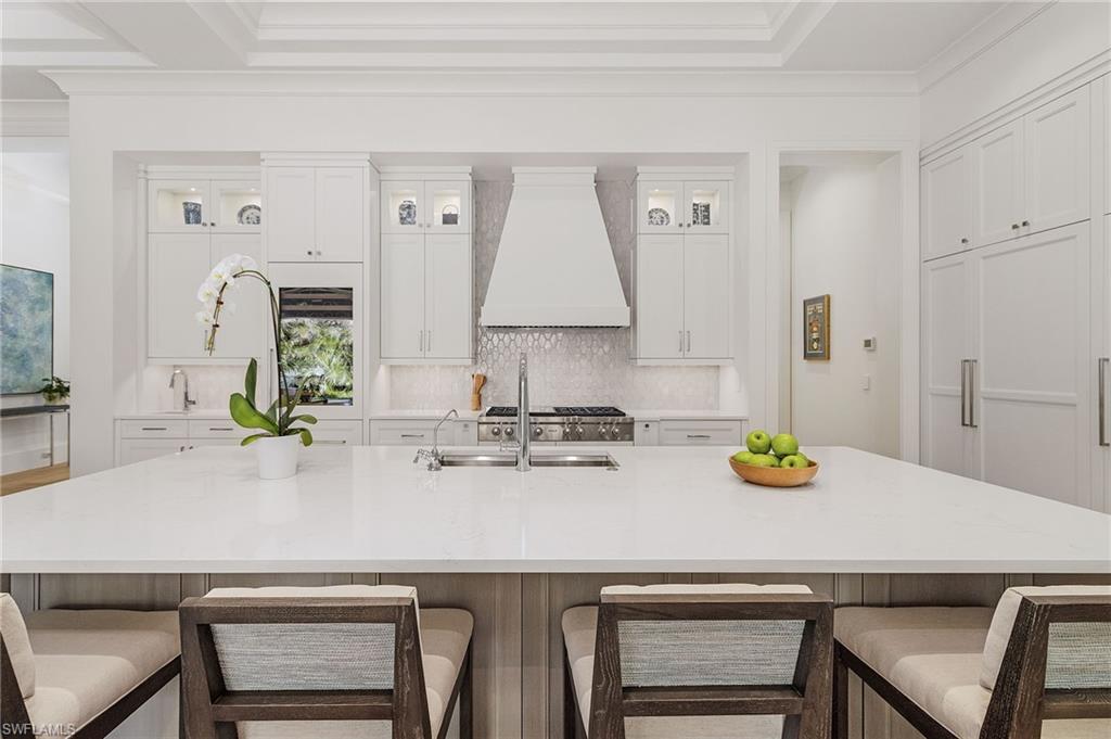 PARK SHORE - Residential