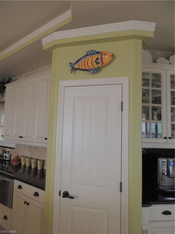 ISLAND SHORES - Residential
