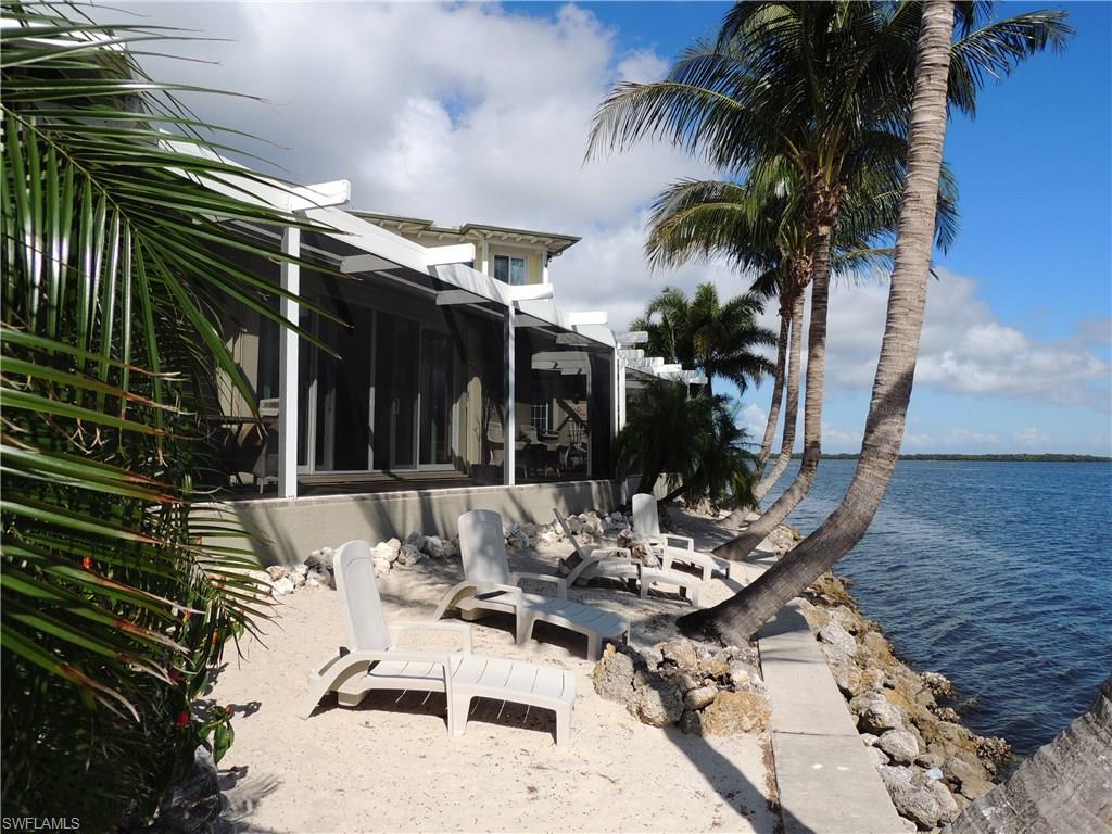 ISLAND SHORES - Residential