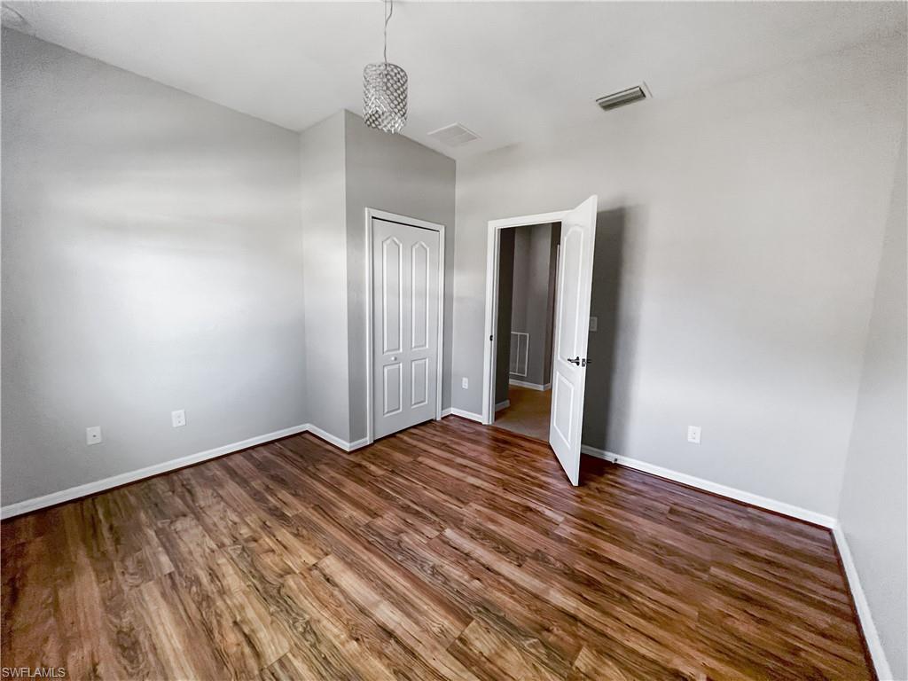 PROMENADE WEST - Residential Lease