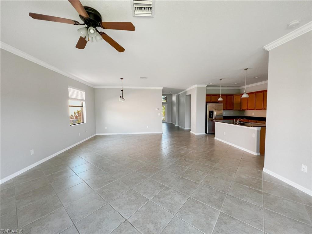 PROMENADE WEST - Residential Lease