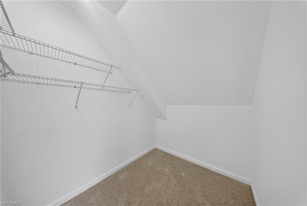 LEAWOOD LAKES - Residential Lease