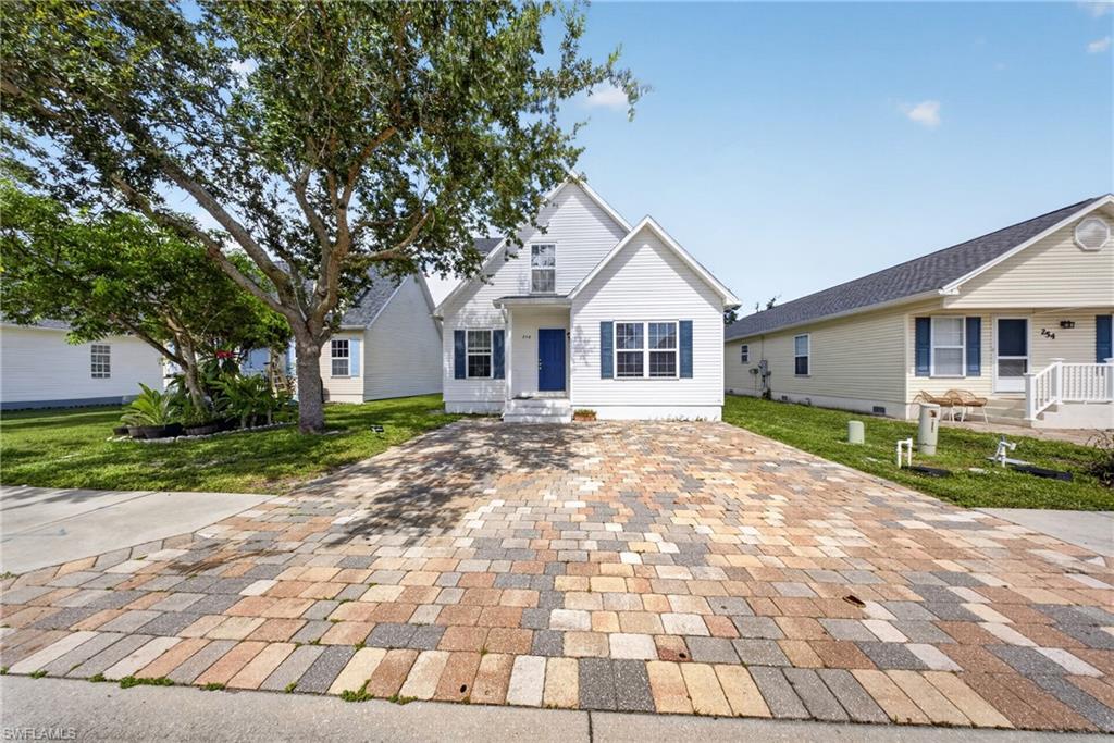 LEAWOOD LAKES - Residential Lease