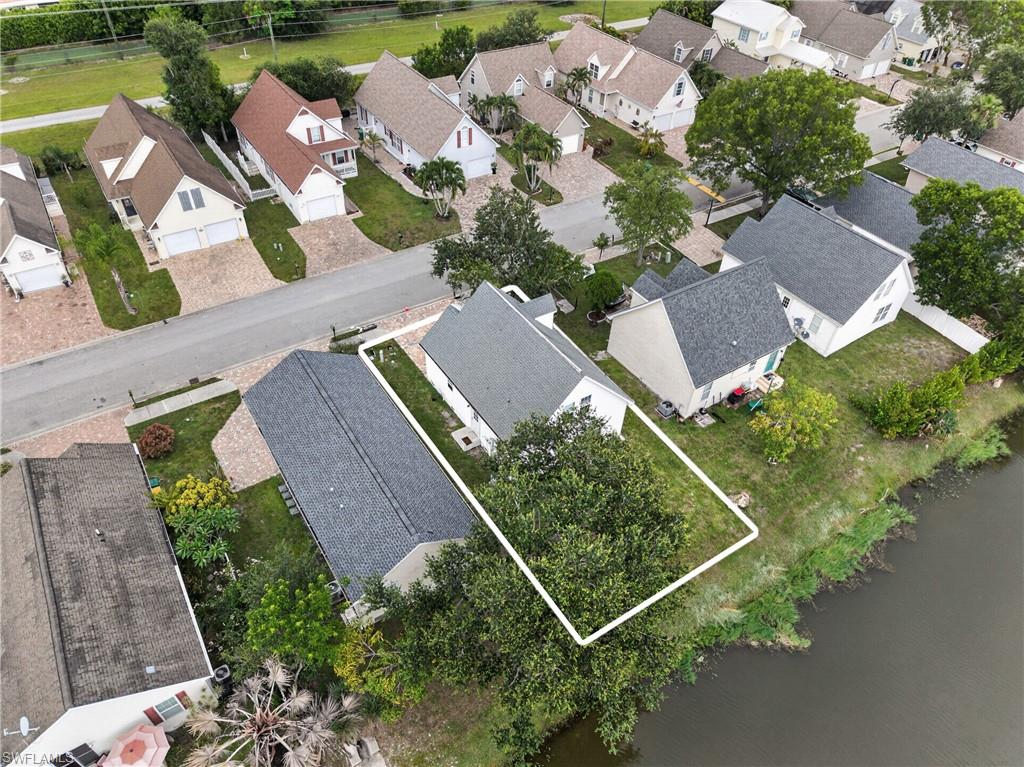 LEAWOOD LAKES - Residential Lease