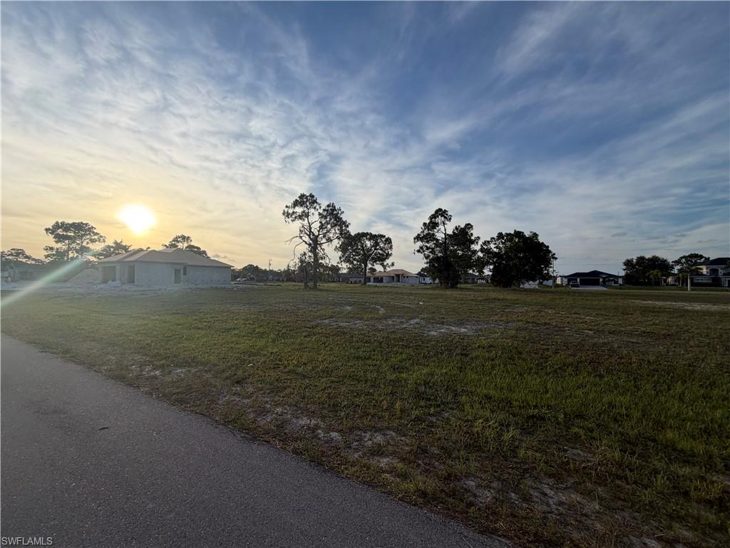CAPE CORAL - Land