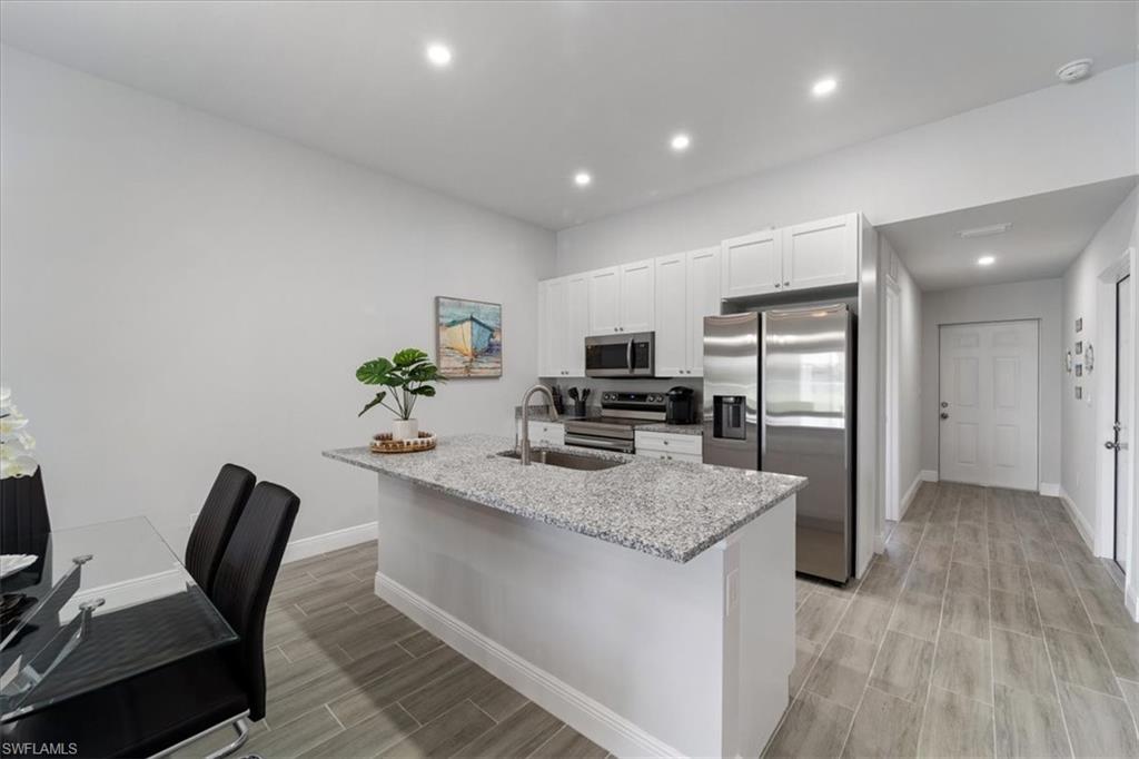 CAPE CORAL - Residential Income