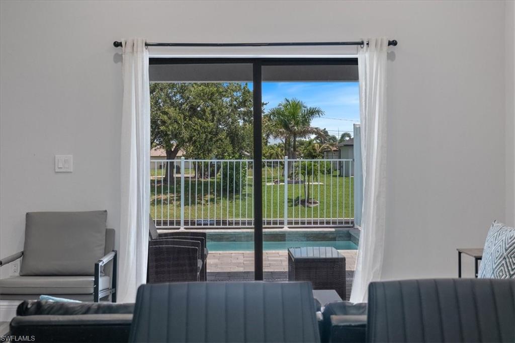 CAPE CORAL - Residential Income