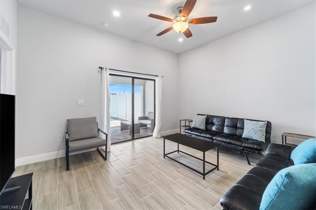 CAPE CORAL - Residential Income