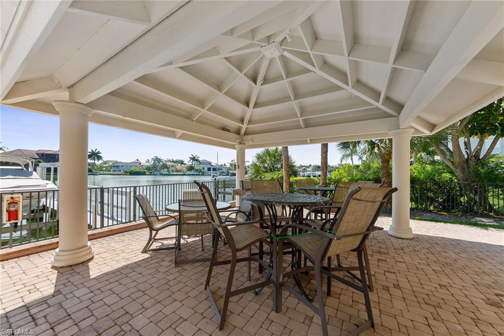 VANDERBILT BEACHCOMBER - Residential Lease
