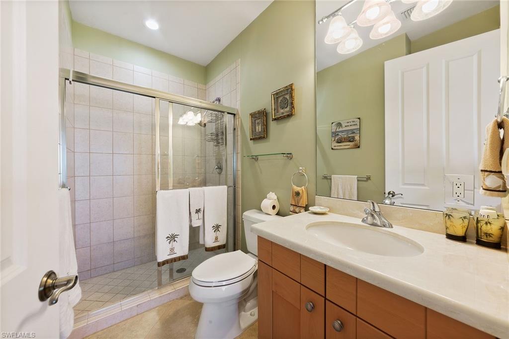 VANDERBILT BEACHCOMBER - Residential Lease