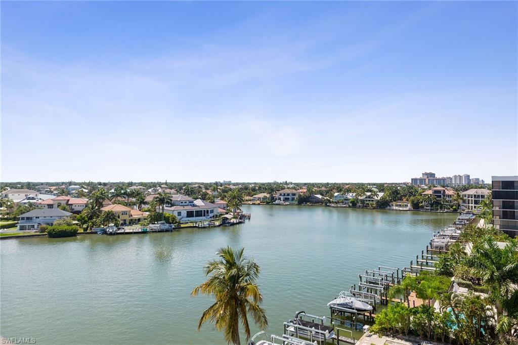 VANDERBILT BEACHCOMBER - Residential Lease