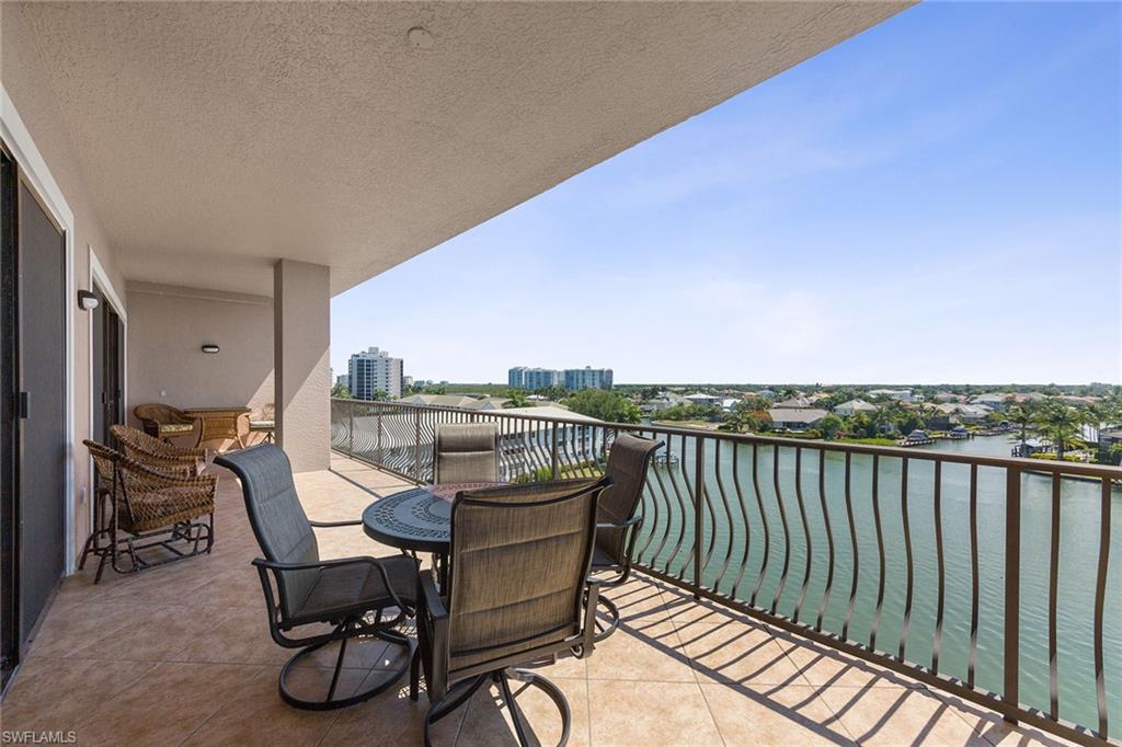 VANDERBILT BEACHCOMBER - Residential Lease