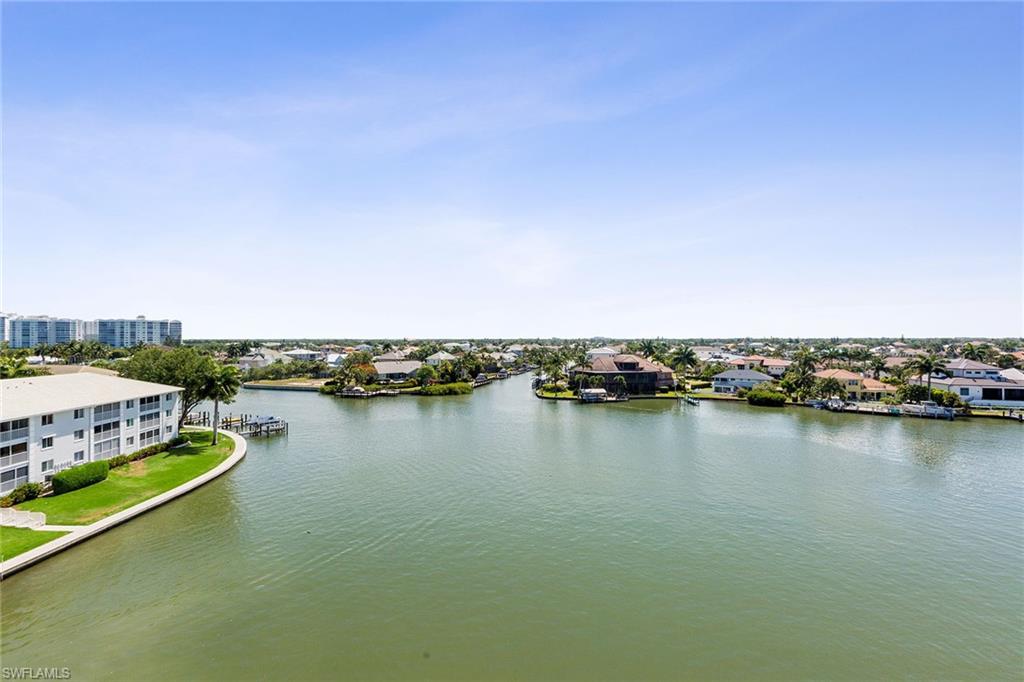 VANDERBILT BEACHCOMBER - Residential Lease