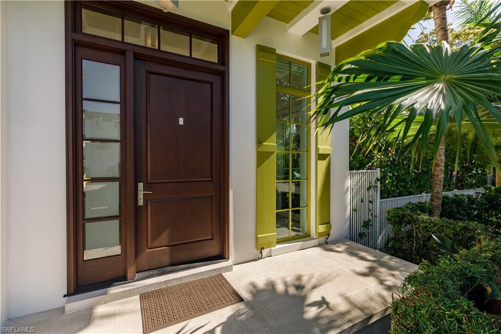 OLDE NAPLES - Residential