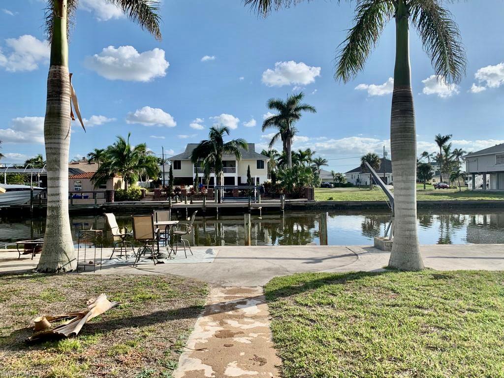 IMPERIAL SHORES - Residential Lease