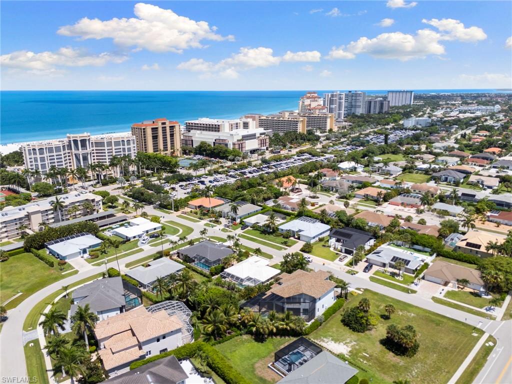 MARCO BEACH - Residential