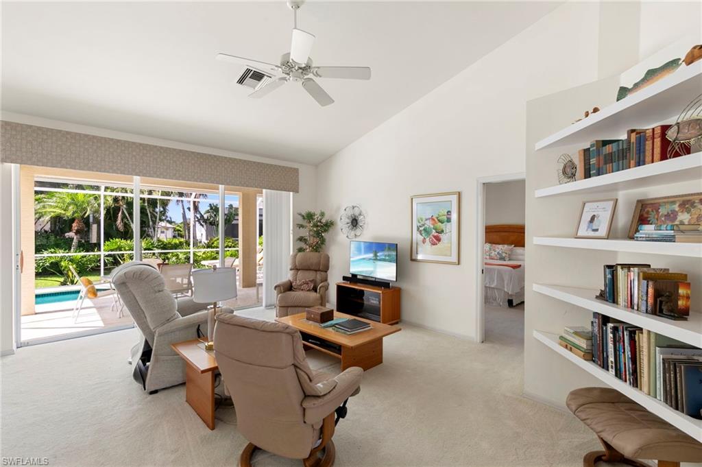 MARCO BEACH - Residential