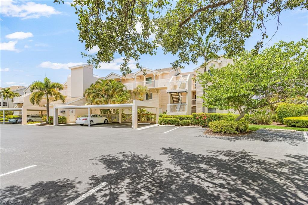 LAKESIDE GARDENS - Residential
