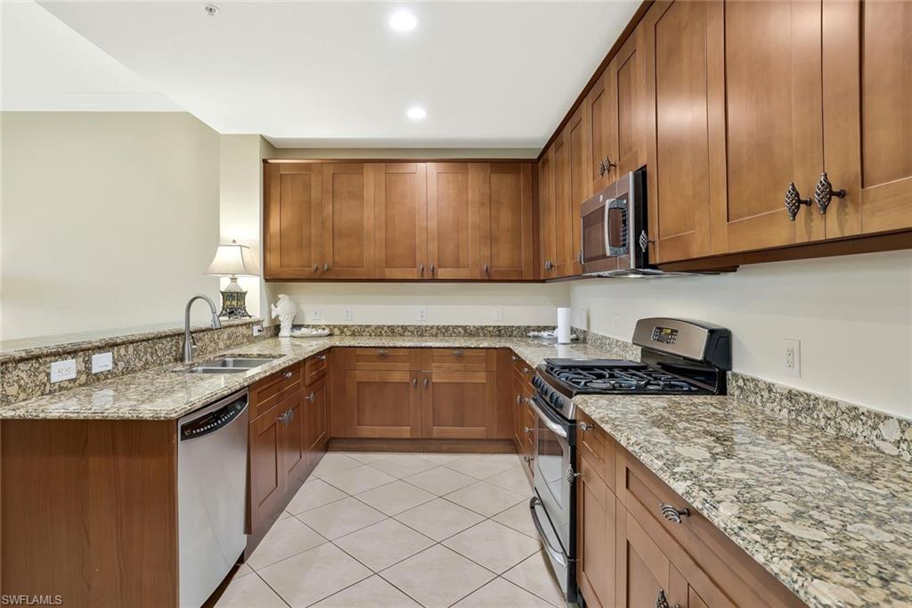 VARENNA - Residential Lease