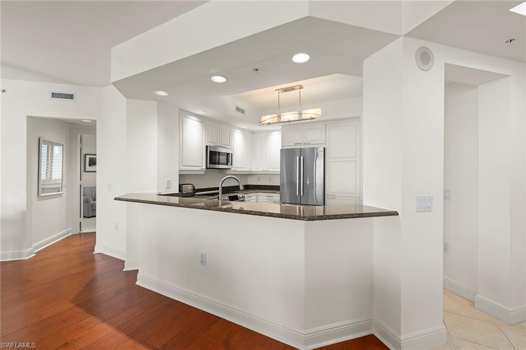 NAVONA AT THE COLONY - Residential
