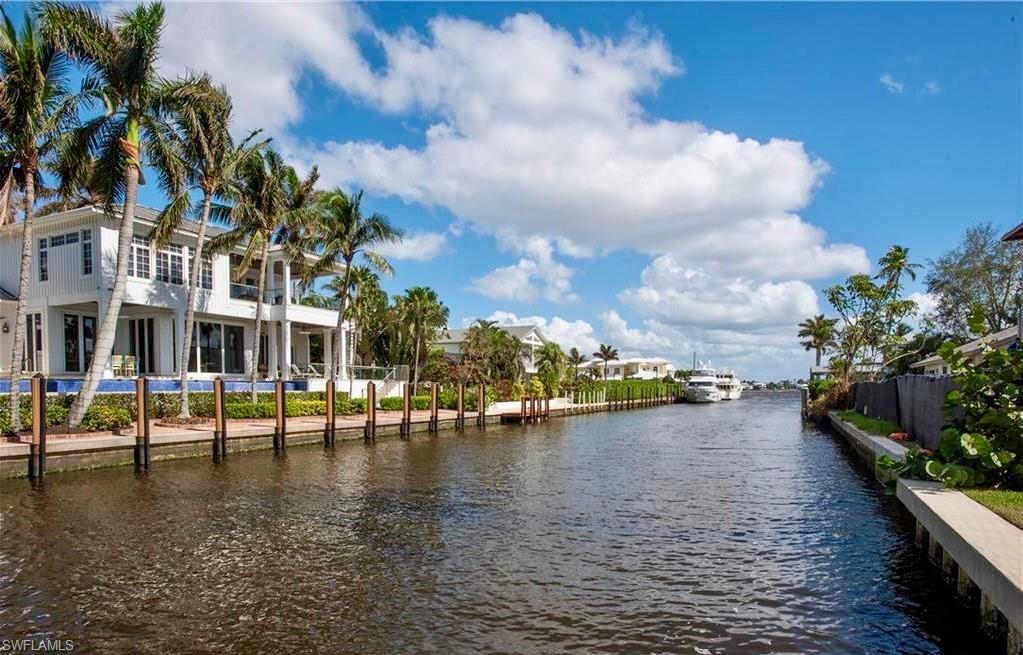 AQUALANE SHORES - Residential